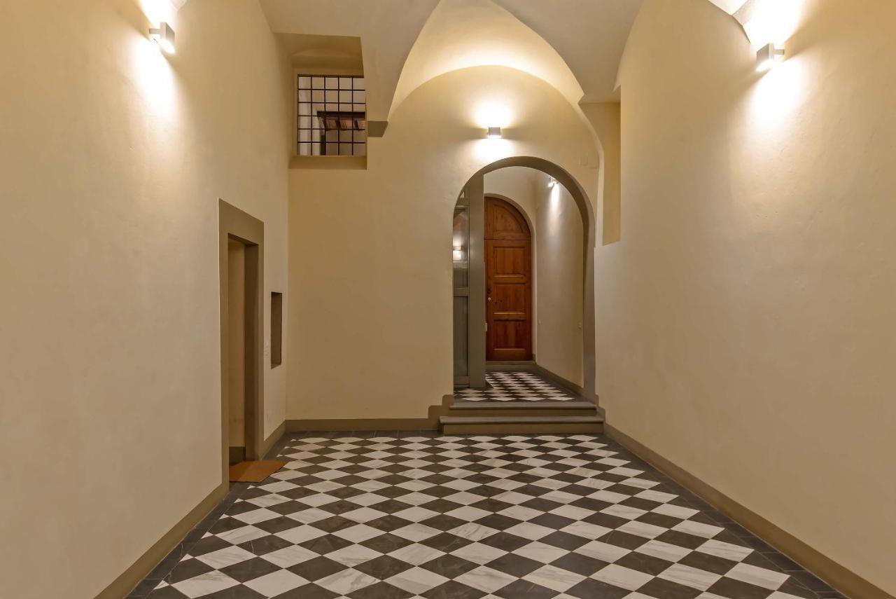 Апартаменты The Charm Of Santa Croce Флоренция Экстерьер фото